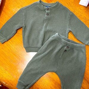 Green Boys cozy set